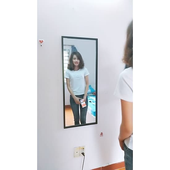 gương soi toàn thân treo tường hoặc dựa tường 