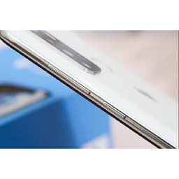 Điện thoại Vsmart Live 4- 6gb| 64gb- Hàng chính hãng