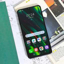 Điện thoại Vsmart Aris (6GB/64GB) - Hàng Chính Hãng