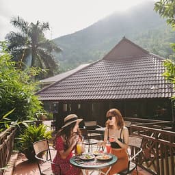 Mai Châu Lodge Hotel 3* Hòa Bình - Gồm Bữa Sáng, Hồ Bơi Ngoài Trời, Nằm Giữa Thung Lũng Và Đồng Lúa Cực Đẹp