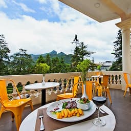 [Lacasa Sapa Hotel] Điểm đến giữa thung lũng Mường Hoa , Nhiều dịch vụ  và Miễn phí Buffet sáng