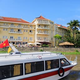 Victoria Châu Đốc Hotel 4* An Giang - Bữa Sáng, Hồ Bơi View Ngã Ba Sông, Trung Tâm Thành Phố