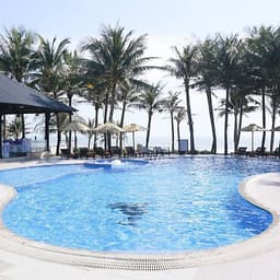 TTC Premium Resort 4* Kê Gà - Buffet Sáng, Hồ Bơi, Bãi Biển Riêng, Địa Điểm Check In Cực Đẹp