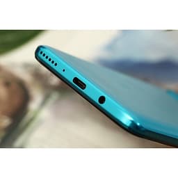 Điện thoại Vsmart Live 4- 6gb| 64gb- Hàng chính hãng