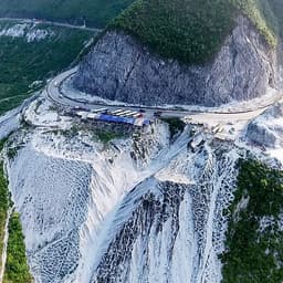 [Tour Tết] tham quan Hà Nội - Mộc Châu - Ninh Bình 4 ngày 3 đêm mùng 2 - 3- 4 Tết khởi hành tại thành phố Hồ Chí Minh bằng máy bay Vietjet Air