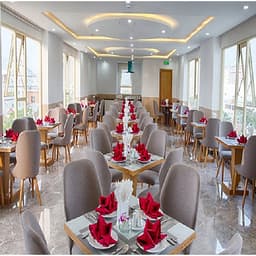 King's Finger Đà Nẵng Hotel City and Ocean View Bao gồm Buffet Sáng , Dịch vụ Hồ bơi tầng cao nhất Tiêu chuẩn