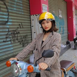 Mũ bảo hiểm nữa đầu SRT có kính viền đồng cao cấp, đuôi da
