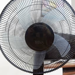 Quạt Năng Lượng Mặt Trời JD-S68 - Quạt Đứng Năng Lượng Mặt Trời - Hàng chính hãng