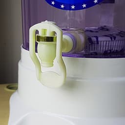 Bình Lọc Nước One Mom Uống Trực Tiếp Không Sử Dụng Điện Có Phụ Kiện Thay Thế-Hàng Chính Hãng