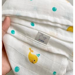 Hộp 2 khăn sợi tre lụa đa năng cho bé - Siêu thấm hút, Mềm mịn, An toàn cho da bé - kích thước 77x77cm