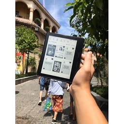 Máy đọc sách Amazon Kindle Oasis 2 - dung lượng 32gb - Chính hãng Amazon - Hàng nhập khẩu