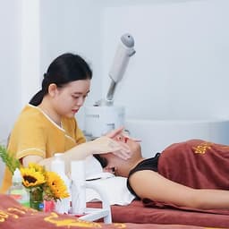 1 Trong Các DỊch Vụ Chăm Sóc Da Mặt Thư Giãn Tuyệt Đối Tại Ấm Brows & Spa