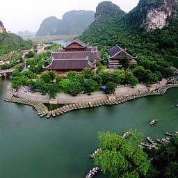 [Tour Tết] tham quan Hà Nội - Mộc Châu - Ninh Bình 4 ngày 3 đêm mùng 2 - 3- 4 Tết khởi hành tại thành phố Hồ Chí Minh bằng máy bay Vietjet Air