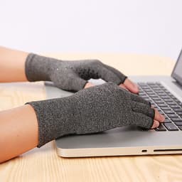 Găng Tay Hở Ngón Điều Trị Thấp Khớp
