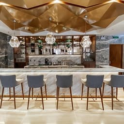 D'Lecia Hotel 3* Hạ Long - Gồm Bữa Sáng, Khách Sạn Mới, Ngay Trung Tâm Bãi Cháy, Gần Biển, Thuận Tiện Thăm Vịnh