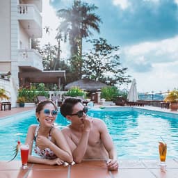 Victoria Châu Đốc Hotel 4* An Giang - Bữa Sáng, Hồ Bơi View Ngã Ba Sông, Trung Tâm Thành Phố