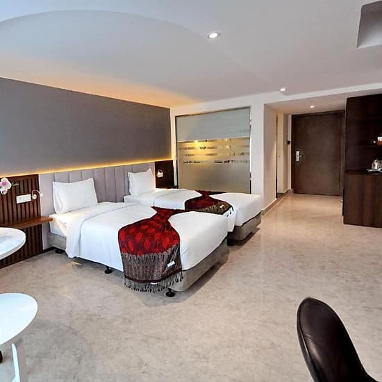 Anrizon Hotel Nha Trang 4* - Tặng 1 suất Set Menu Hải sản+Tôm hùm cho 2 người khi đặt 02 đêm trở lên