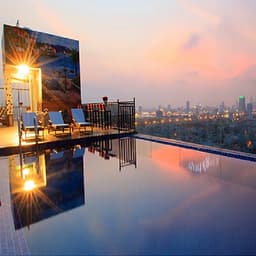 King's Finger Đà Nẵng Hotel City and Ocean View Bao gồm Buffet Sáng , Dịch vụ Hồ bơi tầng cao nhất Tiêu chuẩn