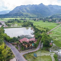 Mai Châu Lodge Hotel 3* Hòa Bình - Gồm Bữa Sáng, Hồ Bơi Ngoài Trời, Nằm Giữa Thung Lũng Và Đồng Lúa Cực Đẹp
