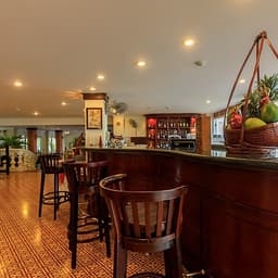 Victoria Châu Đốc Hotel 4* An Giang - Bữa Sáng, Hồ Bơi View Ngã Ba Sông, Trung Tâm Thành Phố