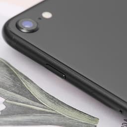 Điện Thoại iPhone SE 2020 64GB - Hàng Chính Hãng