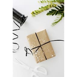TỜ GIẤY NẾN ĐỤC LỖ DÙNG ĐỂ HẤP, NƯỚNG - size 23 cm ( tặng 1 món quà xinh )