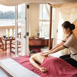 Victoria Châu Đốc Hotel 4* An Giang - Bữa Sáng, Hồ Bơi View Ngã Ba Sông, Trung Tâm Thành Phố