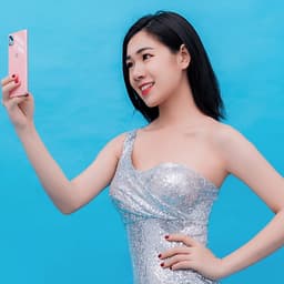 Điện thoại Bphone B86 - Hàng chính hãng