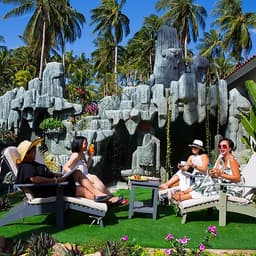 Lotus Garden Resort 3* Mũi Né - Hồ Bơi, Bãi Biển Riêng, Ngay Trung Tâm Đường Nguyễn Đình Chiểu, Phan Thiết