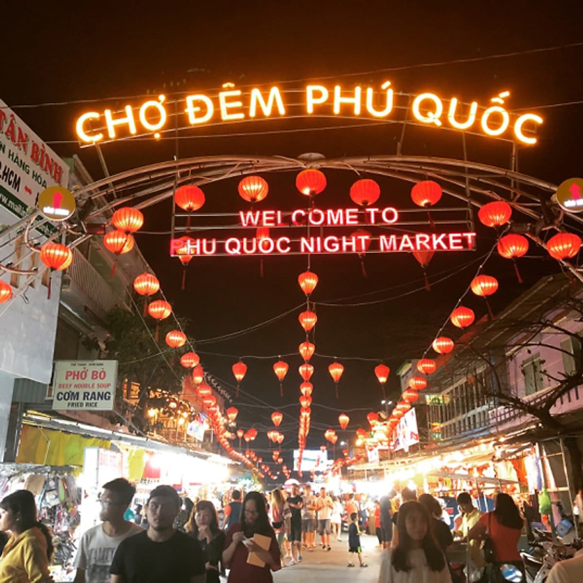 Voucher Xe 4 Chỗ Đưa / Đón Sân Bay Phú Quốc - Khu vực Dương Đông 1 (từ Trần Hưng Đạo đến Chợ đêm)