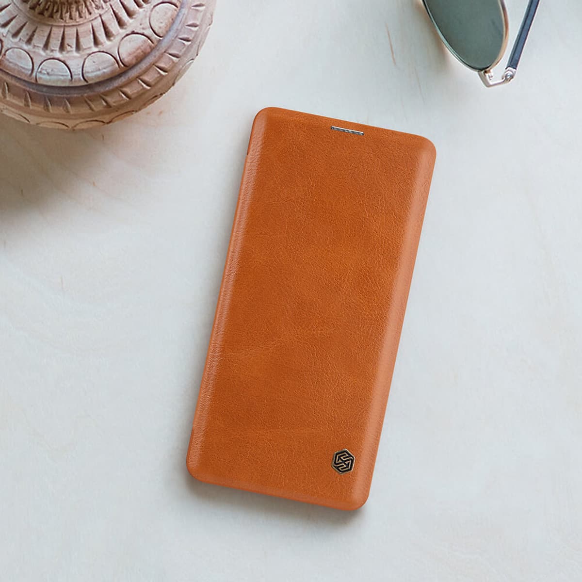 Bao da cho Samsung Galaxy S10, S10 plus, S10e- chính hãng nillkin Qin