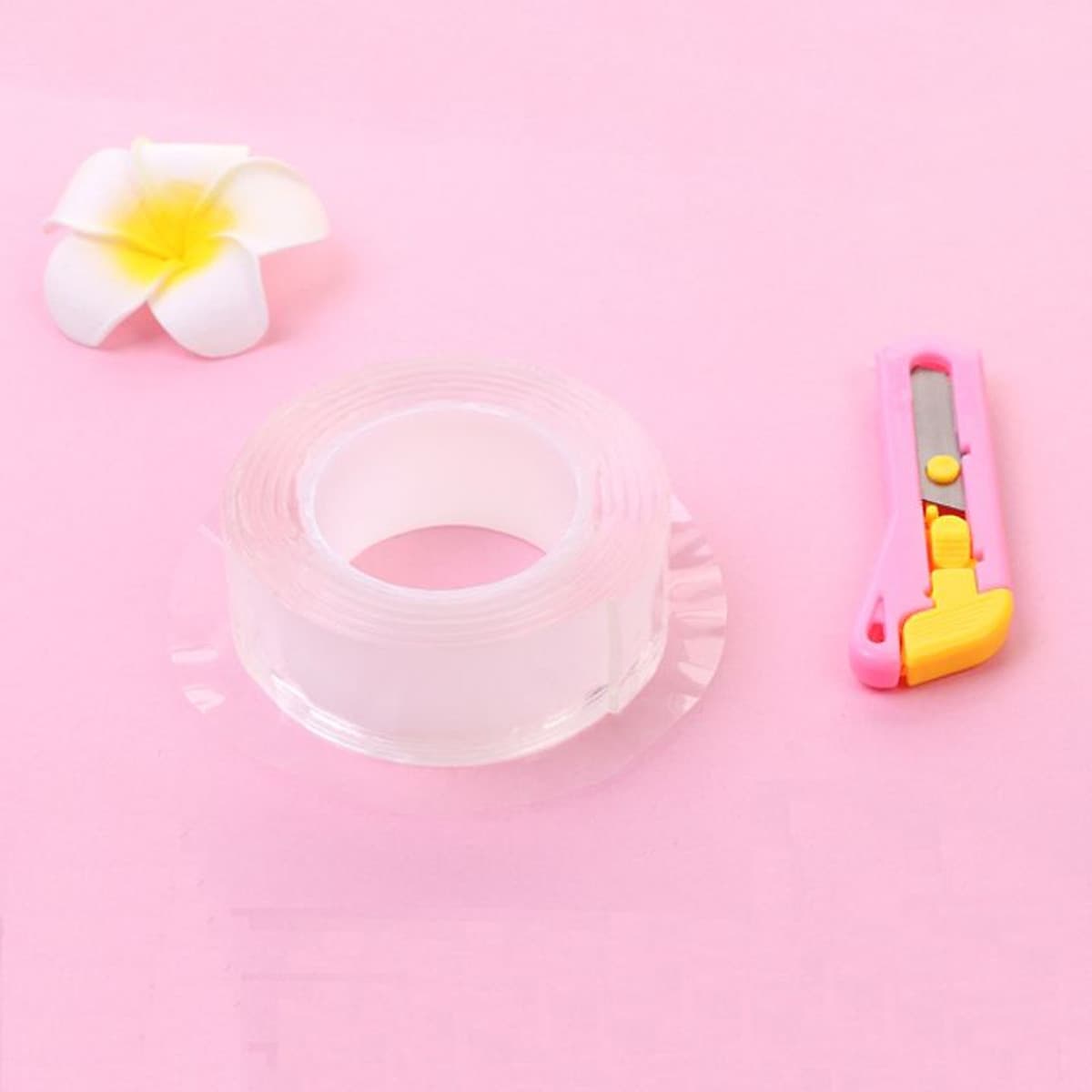 Băng keo đa năng 2 mặt siêu dính các dụng cụ trong nhà