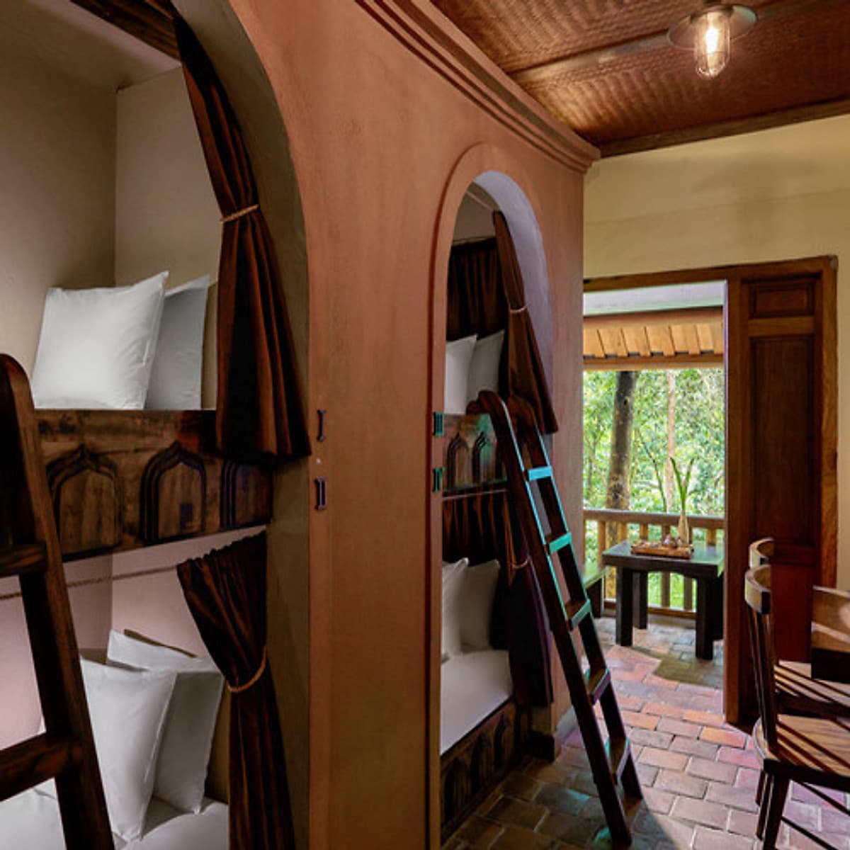Tour 3N2Đ Hà Nội - Núi Thiêng Yên Tử - Huyền Diệu Hạ Long, Khách Sạn 3 Sao, Du Thuyền 4 Sao, Khởi Hành Thứ 6 Hàng Tuần & Dịp Lễ Tết
