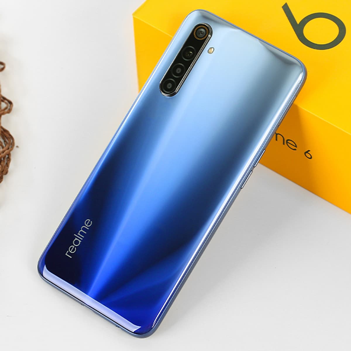 Điện Thoại Realme 6 (8GB/128GB) - Hàng Chính Hãng