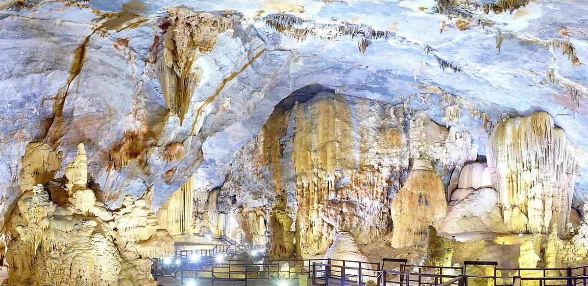 TOUR ĐÀ NẴNG  - HỘI AN - BÀ NÀ - HUẾ - XUÔI DÒNG MẮT BIẾC 4N3D [TPHCM] [ĐỘC ĐÁO MỚI LẠ] [DATVIETRAVEL]