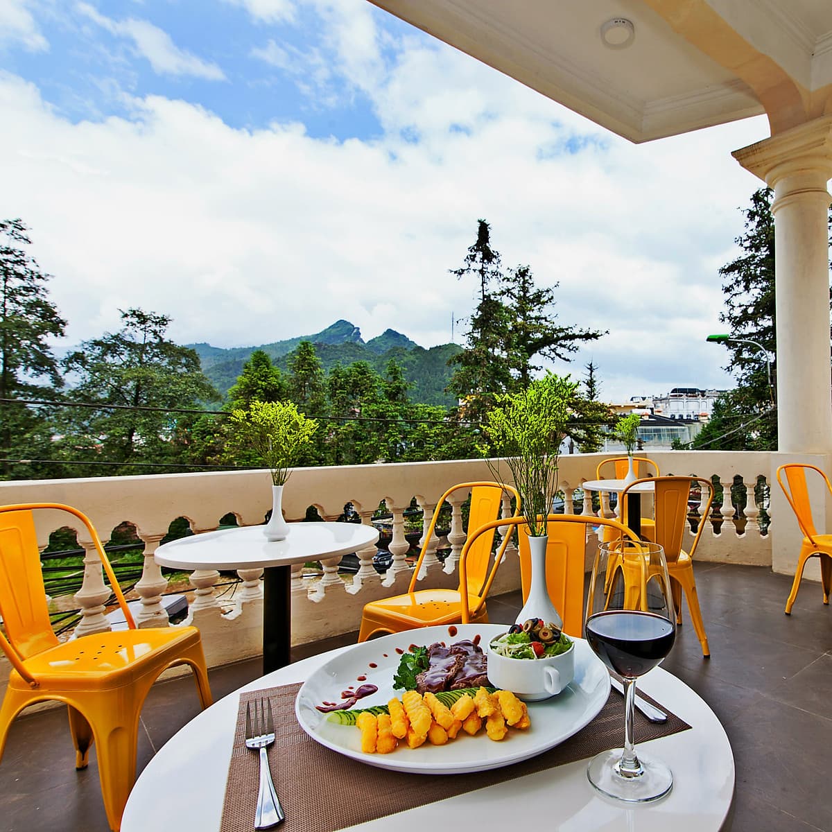 [Lacasa Sapa Hotel] Điểm đến giữa thung lũng Mường Hoa , Nhiều dịch vụ  và Miễn phí Buffet sáng