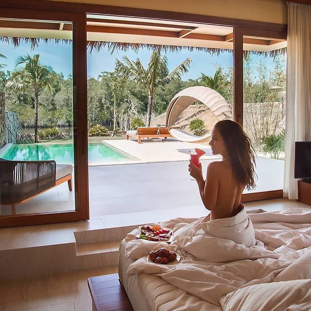 Gói 4N3Đ Fusion Resort 5* Phú Quốc - Villa 01 Phòng Ngủ Hồ Bơi Riêng, Buffet Sáng, Tặng Gói Spa, Tặng Voucher Ăn Uống 1 Triệu Trong Tuần, Đón Tiễn Sân Bay, Dành Cho 02 Người Lớn & 02 Trẻ Em Dưới 12 Tuổi