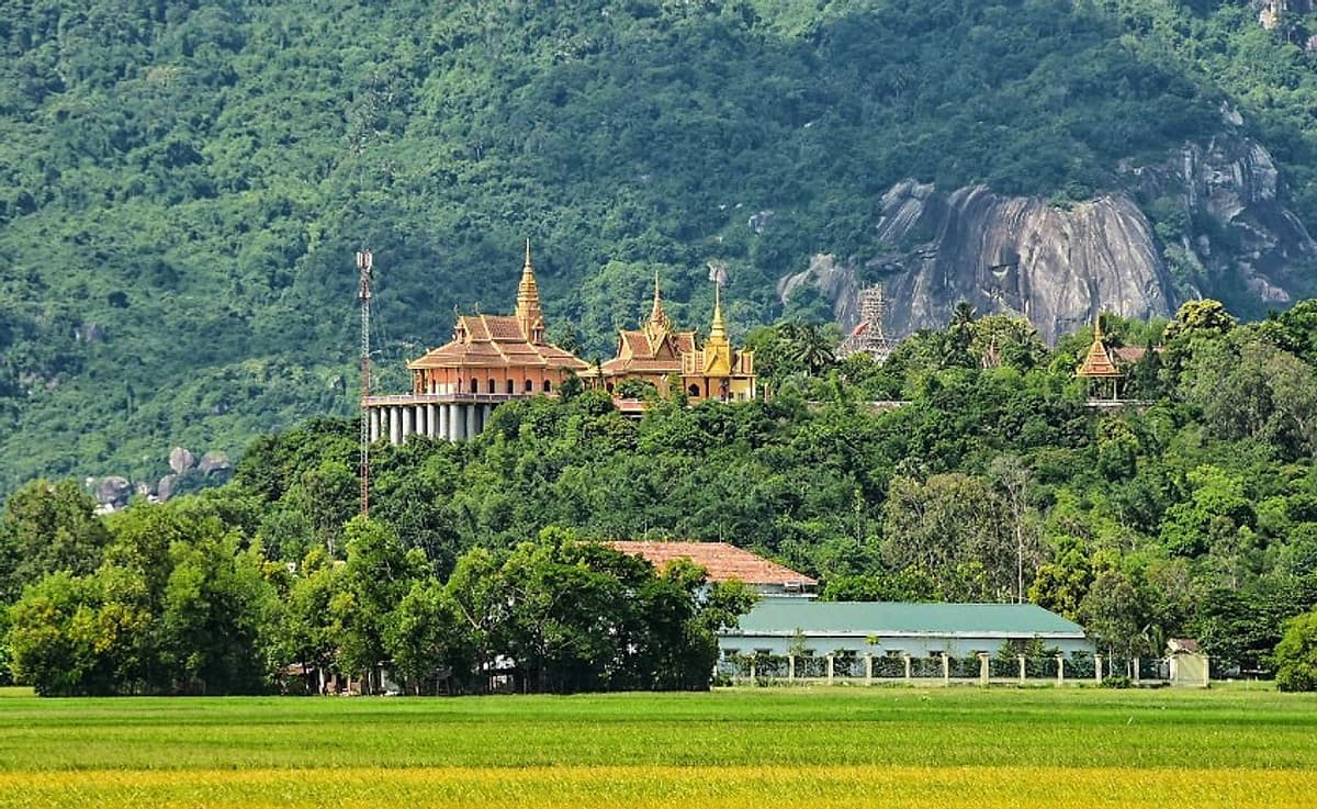 DISCO TRAVEL - Tour An Giang – Vùng Đất Sơn Kỳ Thủy Tú (3 Ngày 2 Đêm)