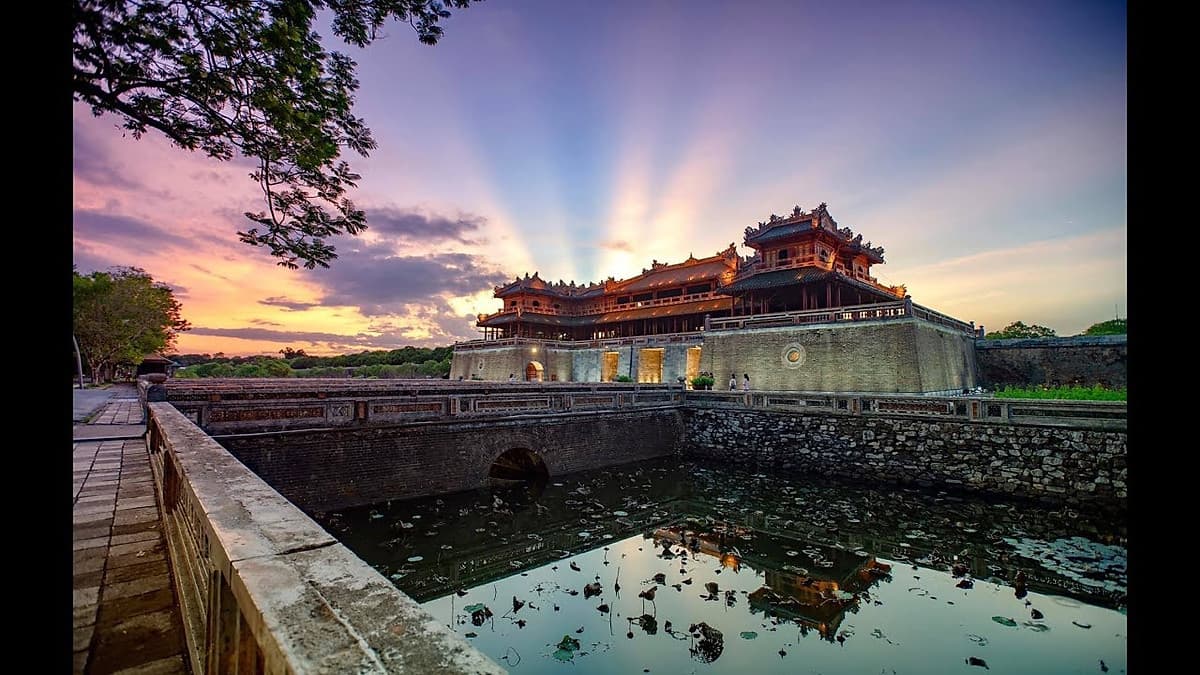 TOUR ĐÀ NẴNG  - HỘI AN - BÀ NÀ - HUẾ - XUÔI DÒNG MẮT BIẾC 4N3D [TPHCM] [ĐỘC ĐÁO MỚI LẠ] [DATVIETRAVEL]