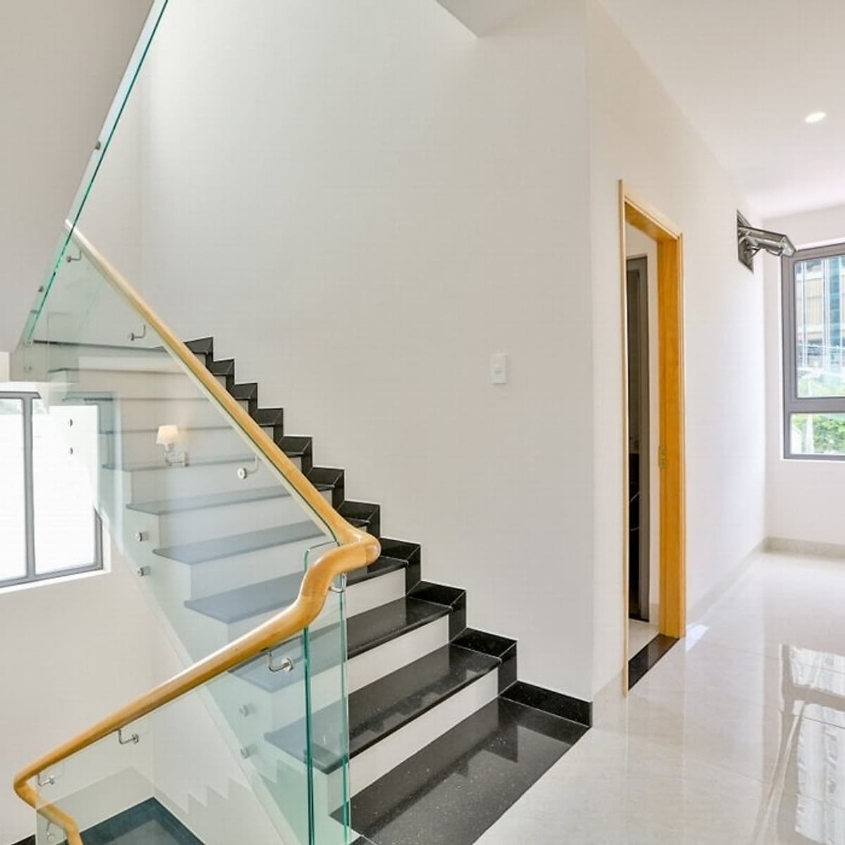 Don Luxury Villa Vũng Tàu - 08 Phòng Ngủ Dành Cho 20 Người, Hồ Bơi, Bếp Nấu, Lò Nướng BBQ, Gần Biển Bãi Sau