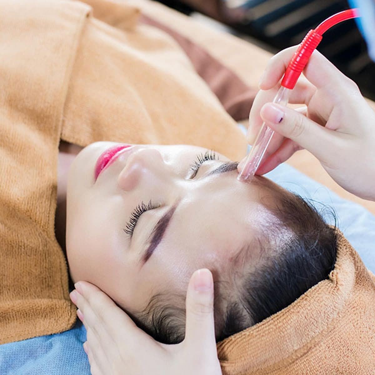 Liệu Trình Trắng Sáng Làn Da Tại Bevita Facial Spa