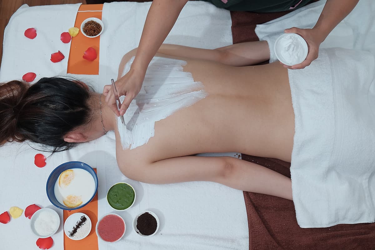 Liệu trình Xông trắng da tổ yến Nhật Bản  - Nàng Sen