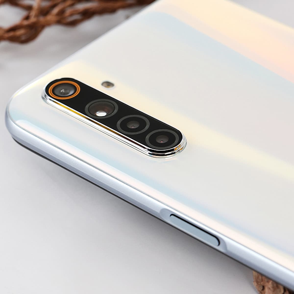 Điện Thoại Realme 6 (8GB/128GB) - Hàng Chính Hãng