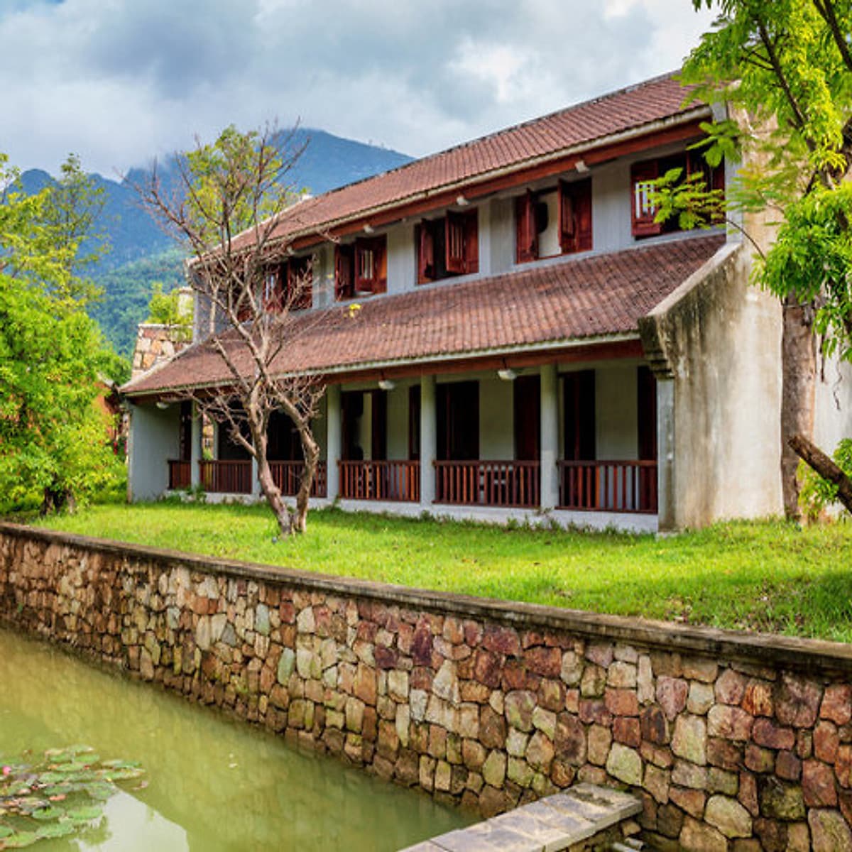 Tour 3N2Đ Hà Nội - Núi Thiêng Yên Tử - Huyền Diệu Hạ Long, Khách Sạn 3 Sao, Du Thuyền 4 Sao, Khởi Hành Thứ 6 Hàng Tuần & Dịp Lễ Tết