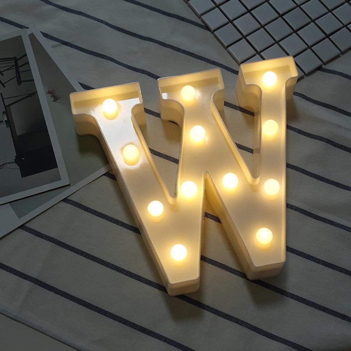 Đèn LED Chữ Cái Loại Lớn 22cm Trang Trí Tiệc Cưới, Sinh Nhật - 26 Chữ Cái