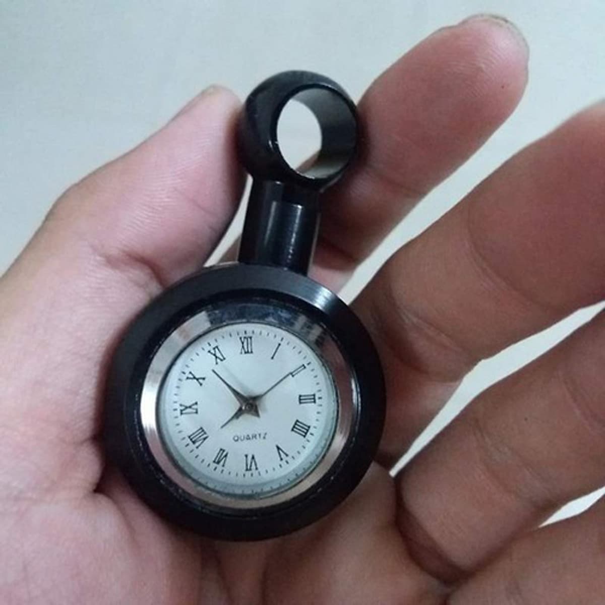 Đồng Hồ Mini Gắn Kính Xe Máy