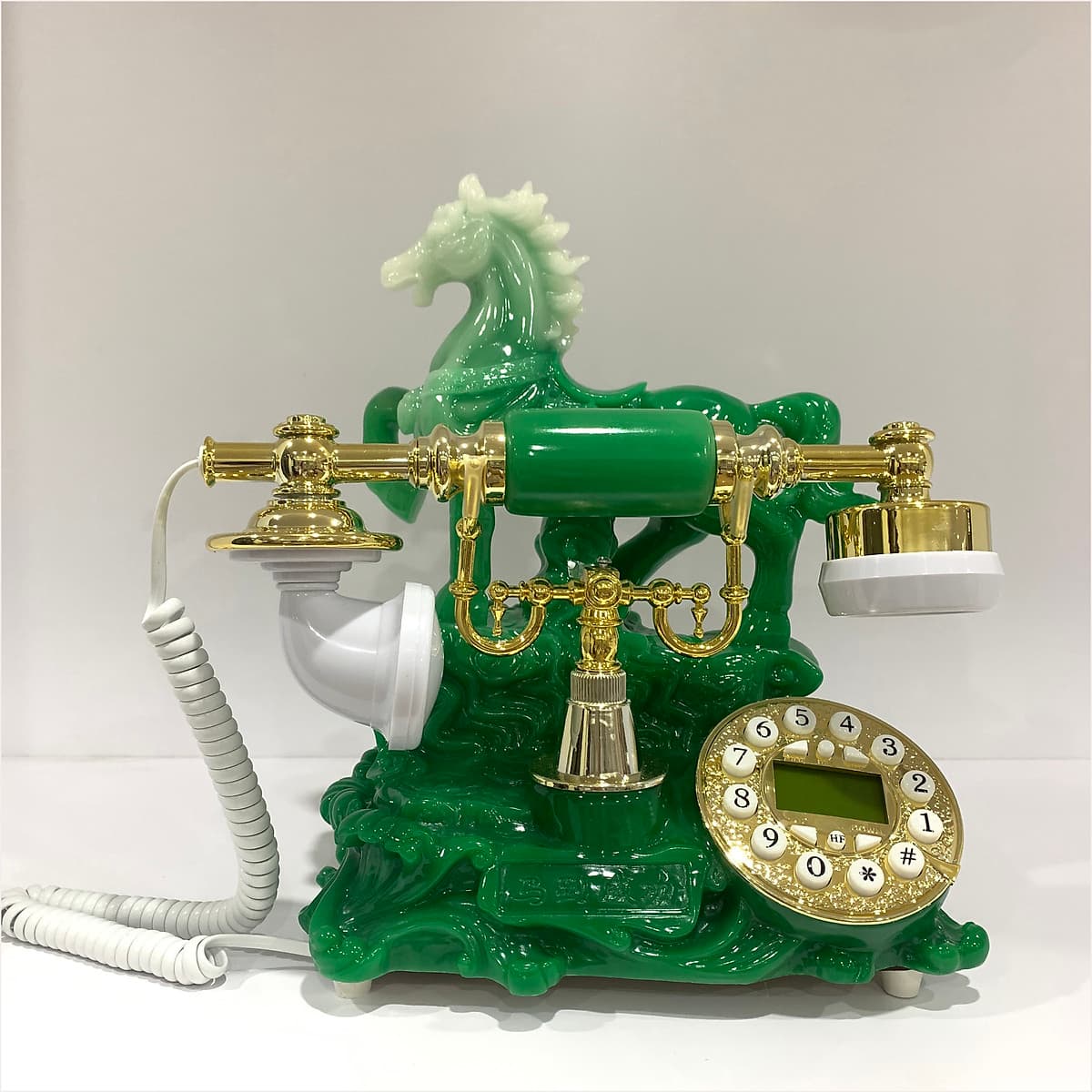 Điện thoại để bàn tân cổ điển mã đáo thành công DT01