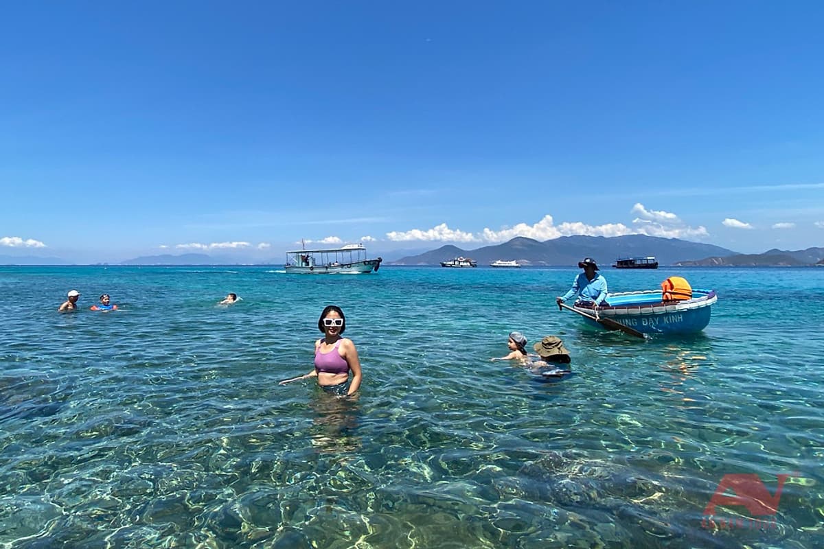 NHA TRANG - Tour 3 đảo 1 ngày: Hòn Mun - Làng Chài - Bãi Tranh, đi ca nô cao tốc, có ăn trưa đặc sản