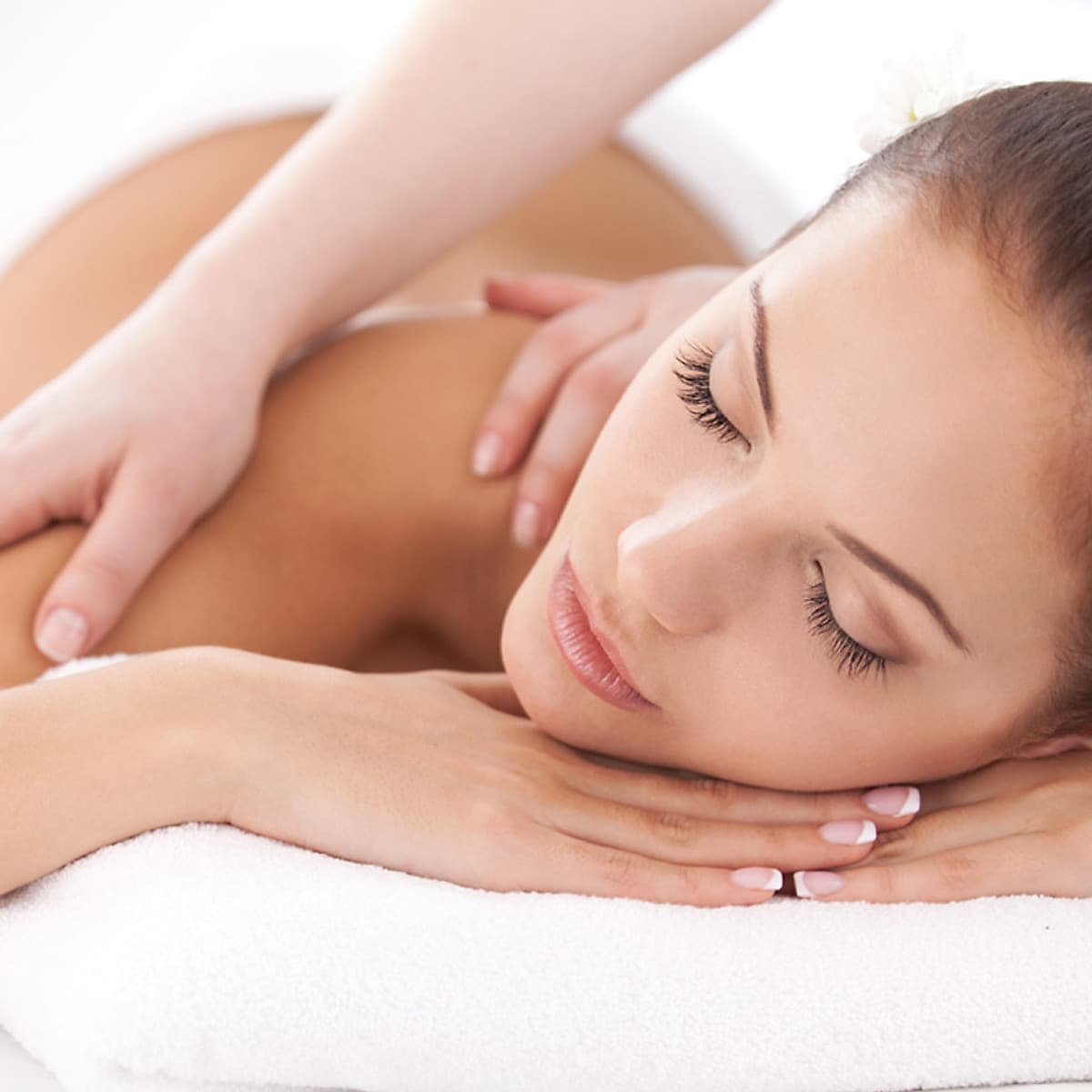 Combo Thư Giãn Chăm Sóc Body Tại Ấm Brows & Spa