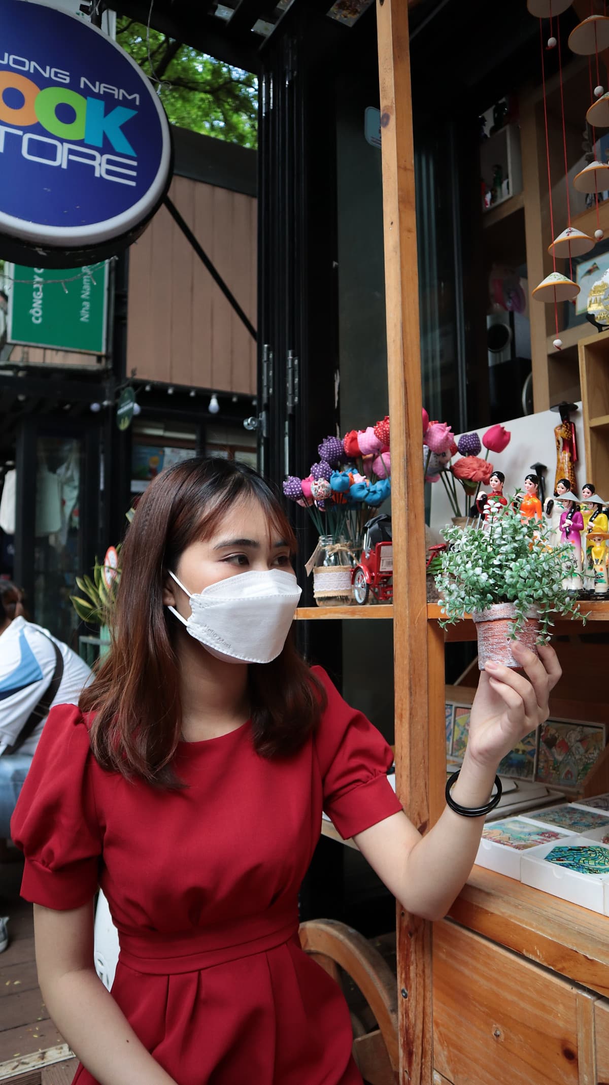 KHẨU TRANG 4D HELLO MASK VẢI KHÔNG DỆT SMS KHÁNG KHUẨN (10 cái)